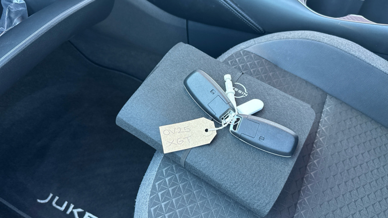 Nissan Juke 1.0 DiG-T N-Connecta 5dr DCT Petrol Hatchback